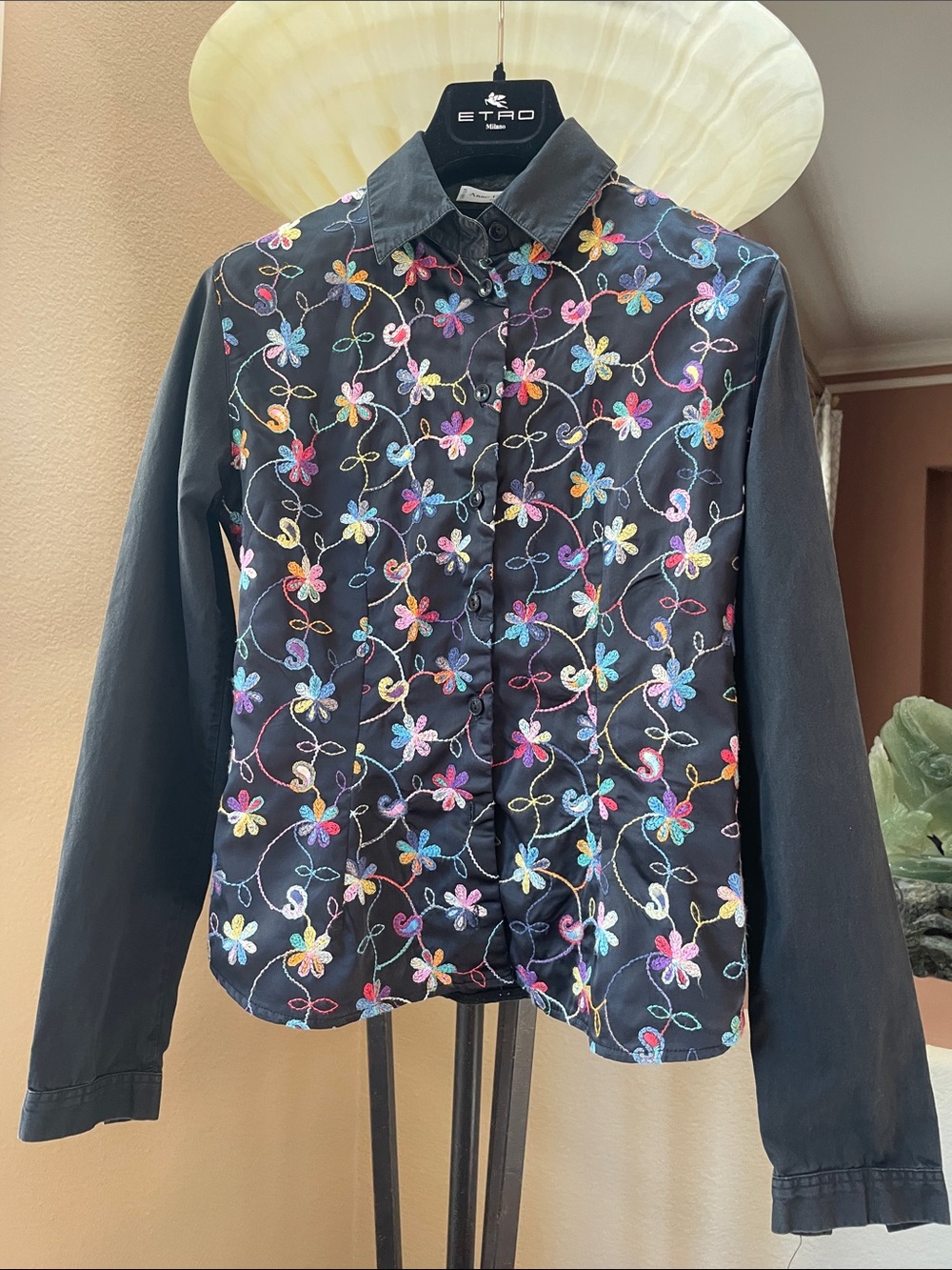Anne Fontaine Black blouse with Multicolor Floral Embroidery